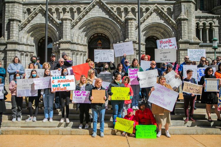 ѿý Archdiocesan Teachers Association Strike