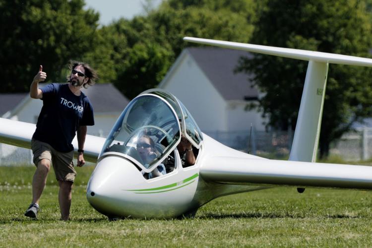 �����Ӱ�ԭ�� Soaring Association continues to lift off