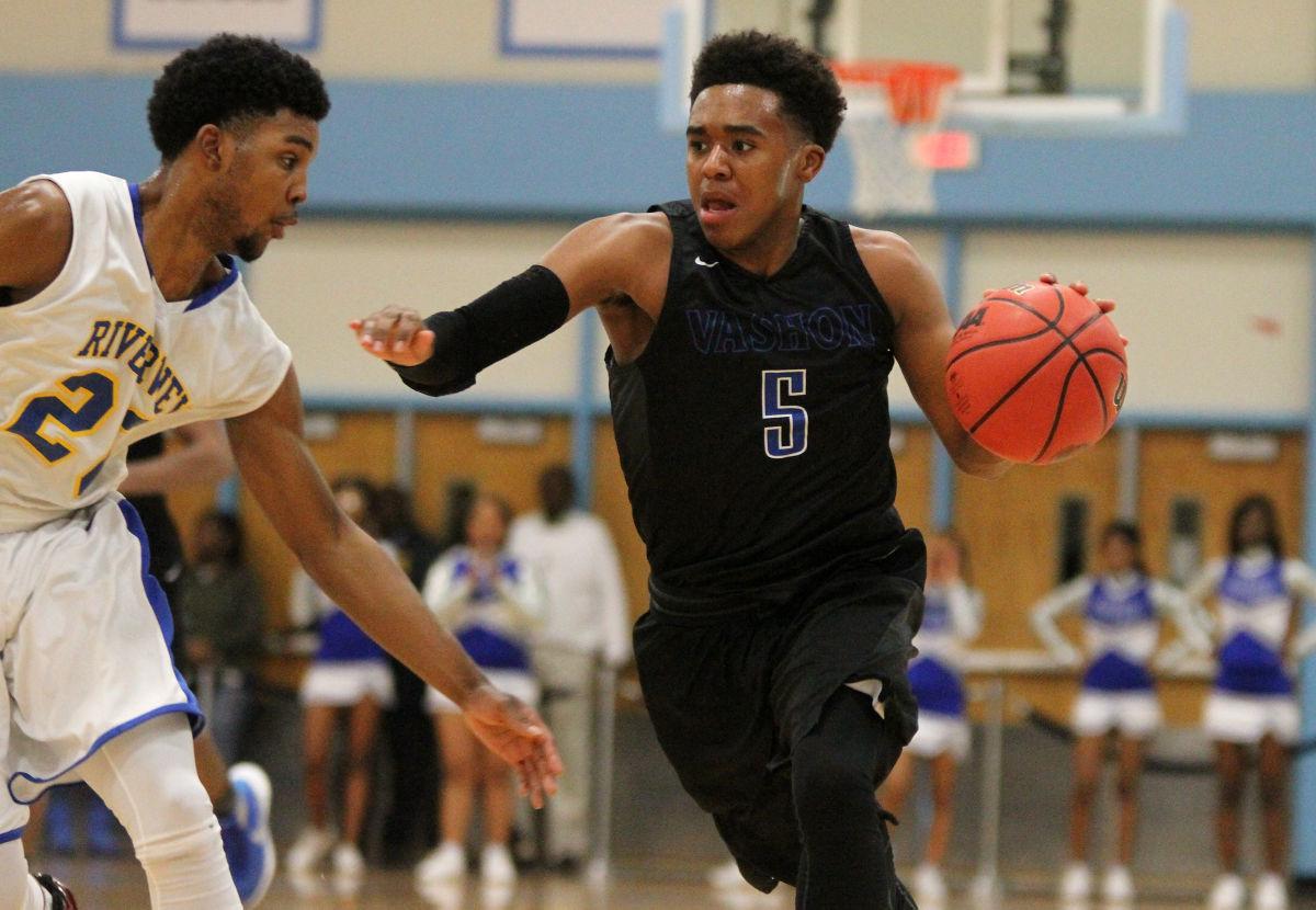 Phenomenal Fourth Quarter By Farris Leads Vashon Past Riverview