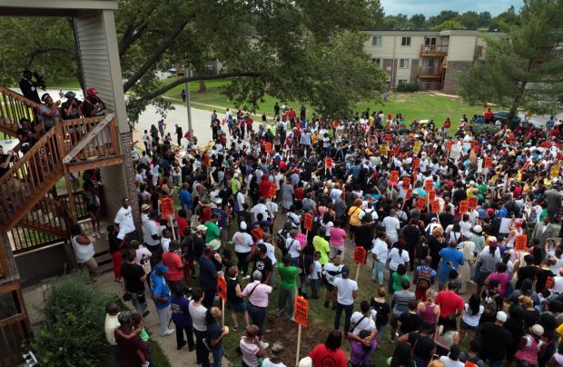 March attracts thousands to Ferguson
