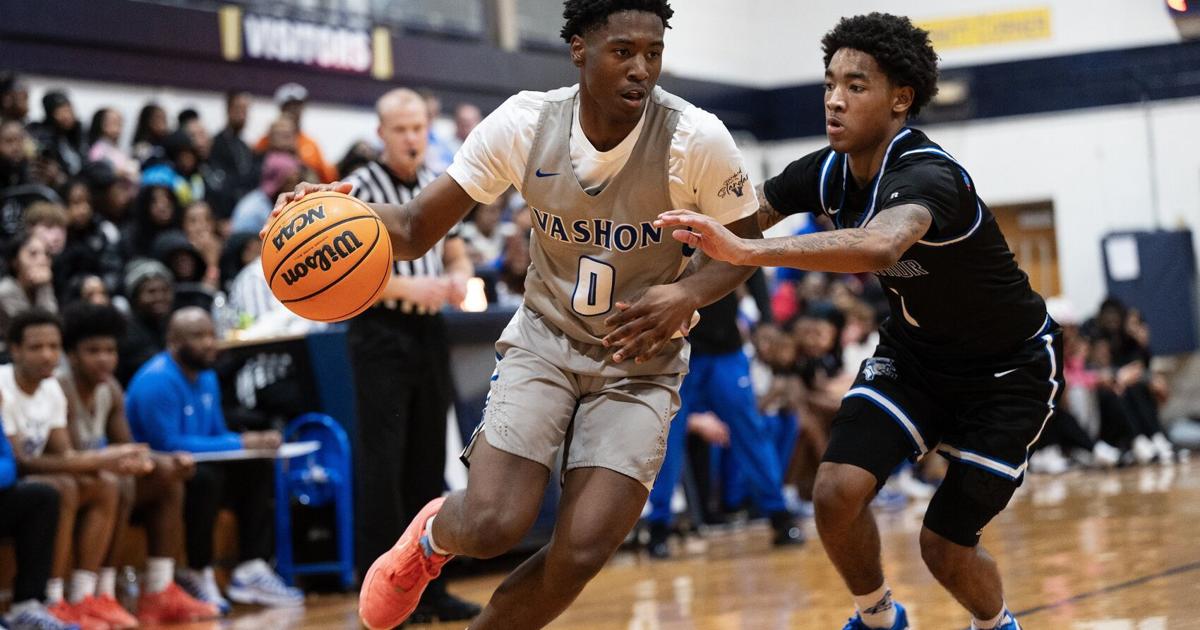Vashon's Jimmy McKinney III commits to SLU. 'It's a big family over there.'