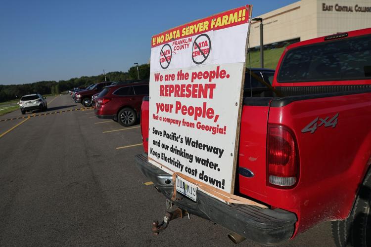 Franklin County Comissioners approve regulations for zoning of data centers in Pacific, Mo.,