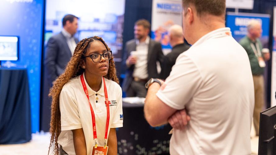 Engineering students make industry connections at MCAA convention