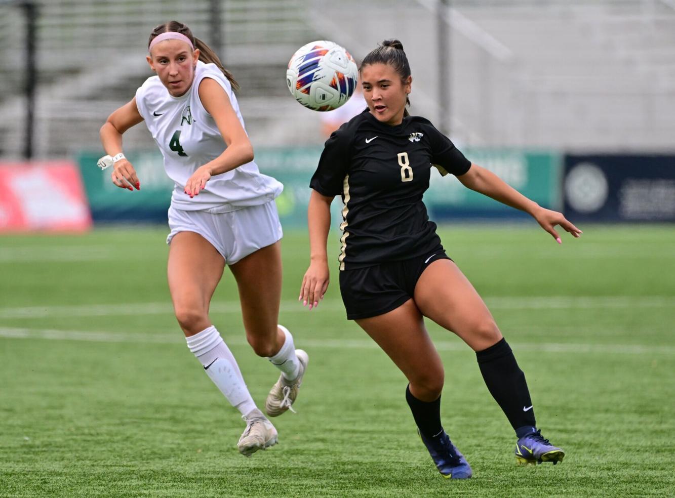 Nerinx Hall scores twice in first three minutes to reach Class 4 title game