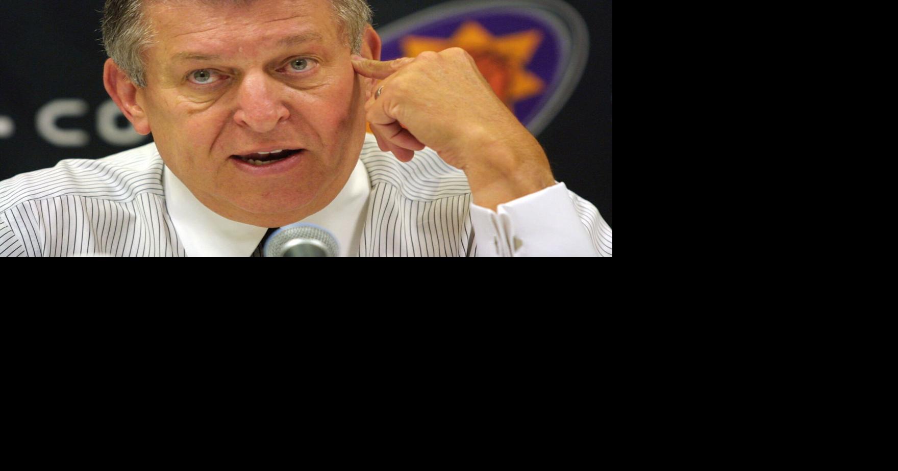 Illinois basketball dedicates practice court to Jerry Colangelo, Mannie Jackson