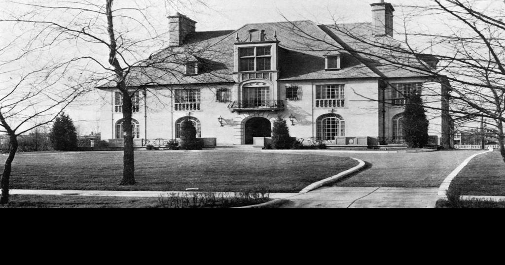 Maritz & Young home in Clayton