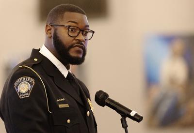 Sheriff Alfred Montgomery speaks to City Aldermen