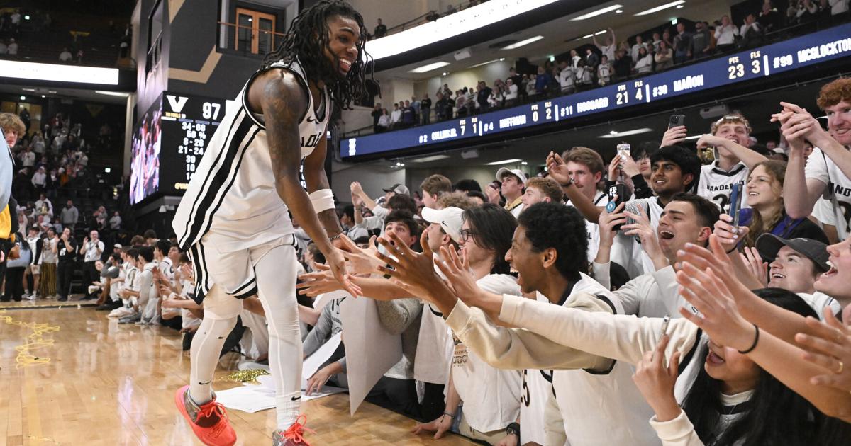 Tipsheet: Vanderbilt surges, Arkansas limps, Texas fades in frantic SEC