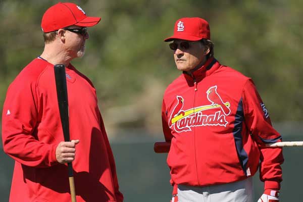 Cardinals hitting coach McGwire admits using steroids