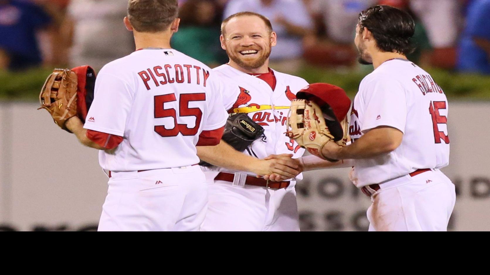 Former Cards slugger Moss readies to try his swing as a first-time high school coach