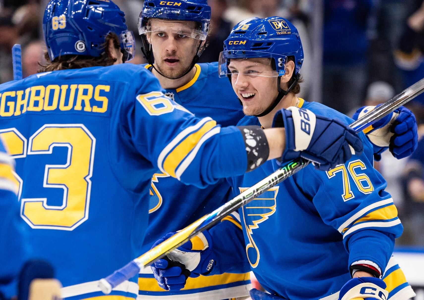 Blues take on Chicago Blackhawks