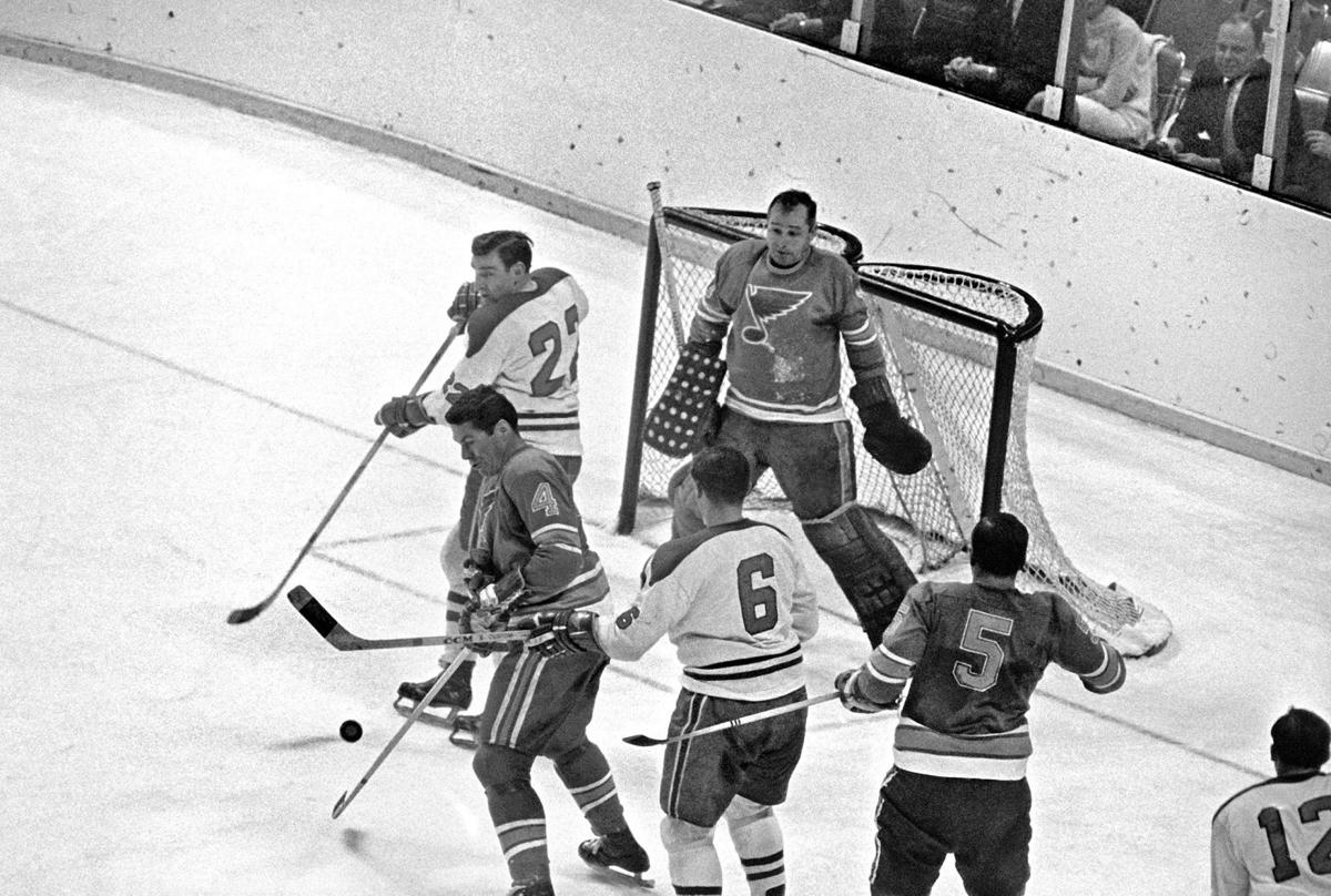 Bobby Plager watches the Blues retire his no. 5 jersey 