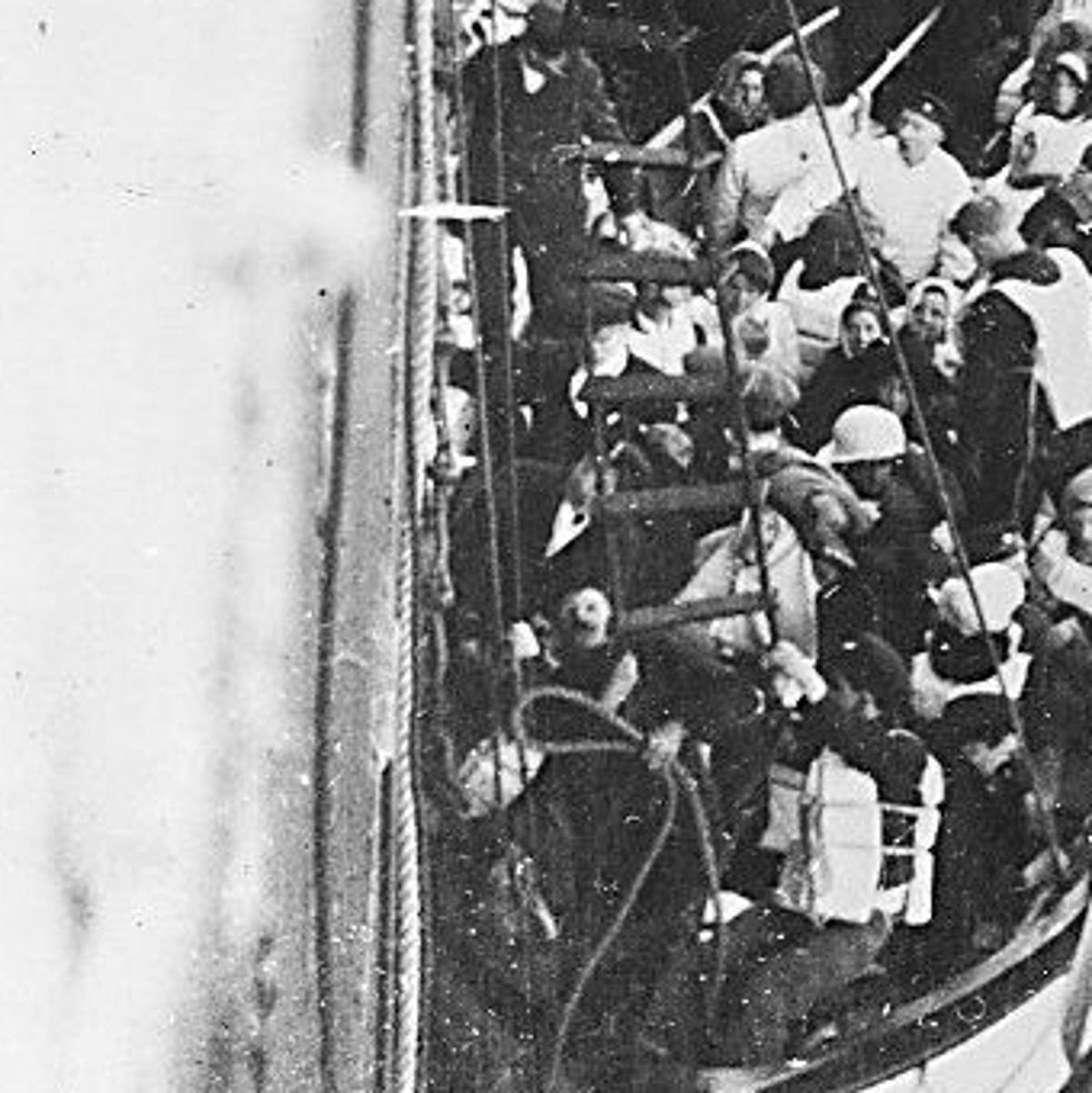 The Sinking Of The Titanic Here Are Seldom Seen Photos Of The Rescue History Stltoday Com The Sinking Of The Titanic Here Are Seldom Seen Photos Of The Rescue History Stltoday Com