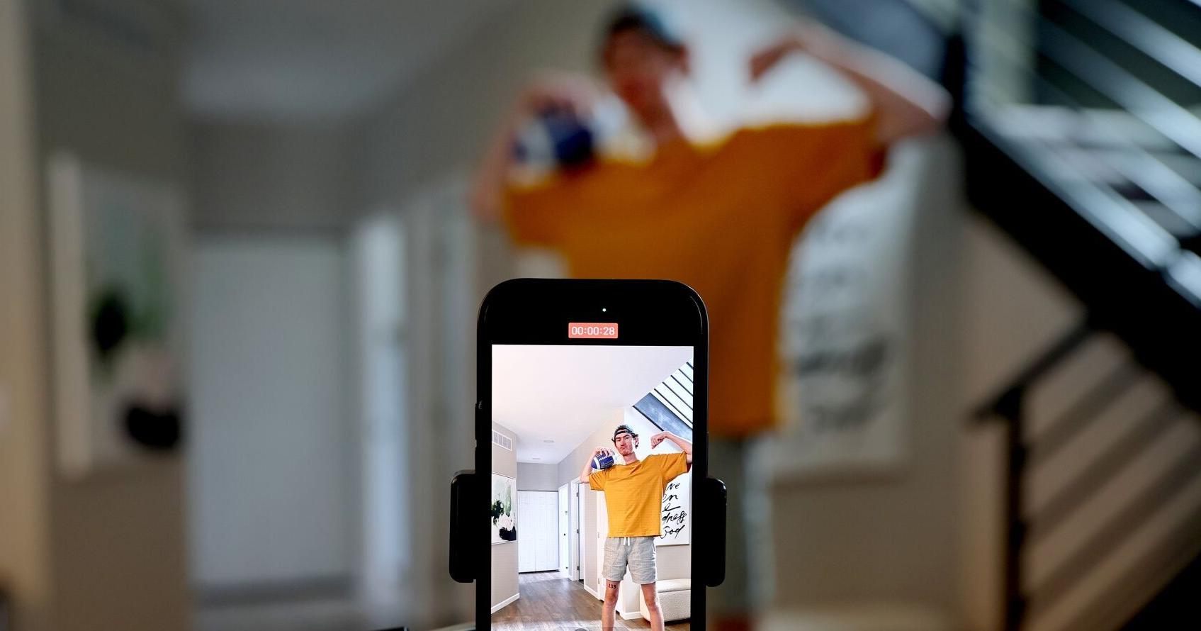 Greenville's That Tall Family is internet famous for, well, being tall - Vimarsana News