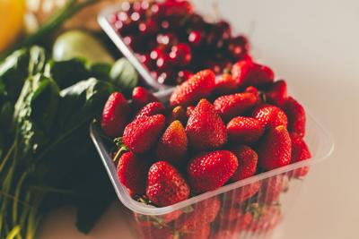 2026 ‘Dirty Dozen’ produce: Nearly 100% tested positive for pesticides, including ‘forever chemicals’