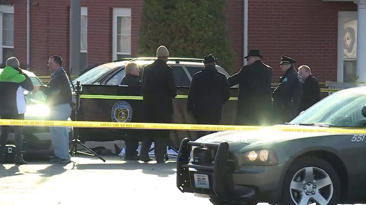 Officers find dead shooting victim inside car after St. Louis crash