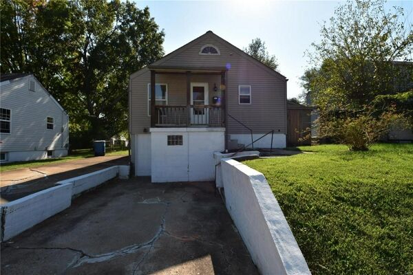 2 Bedroom Home in St Louis - $80,000
