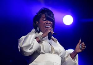 Legendary singers descend on Enterprise Center for Queens Concert
