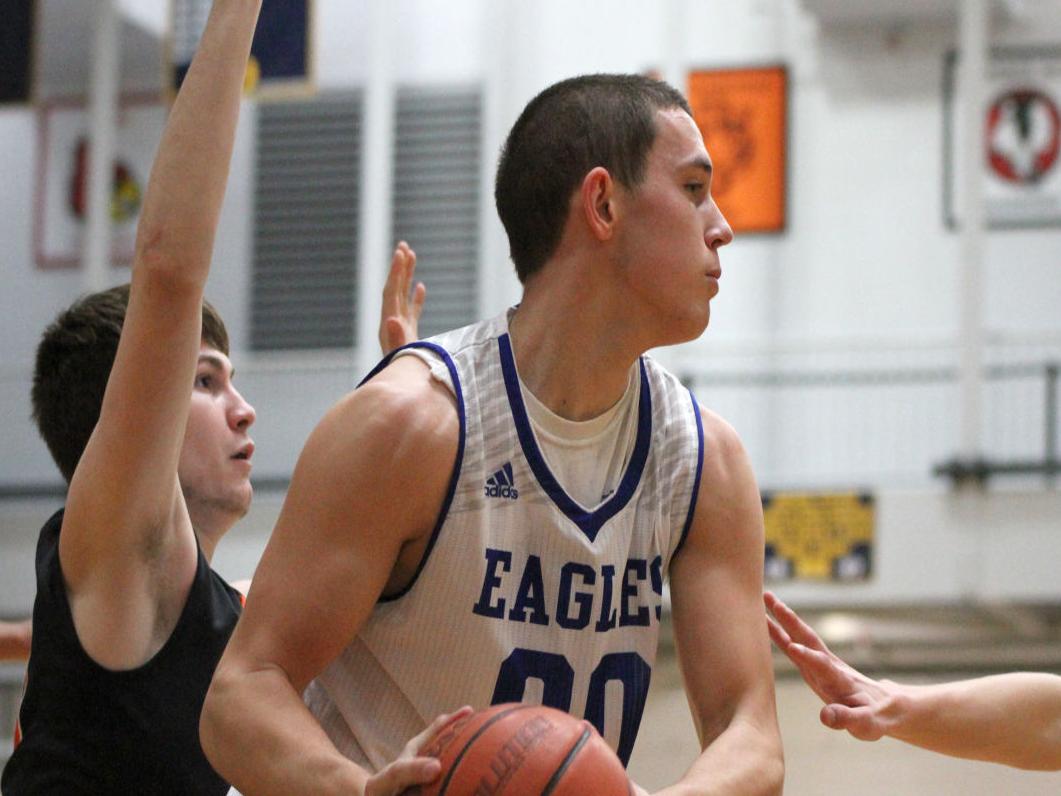 Columbia Eagles Vs Centralia Orphans Boys Basketball Stltoday Com