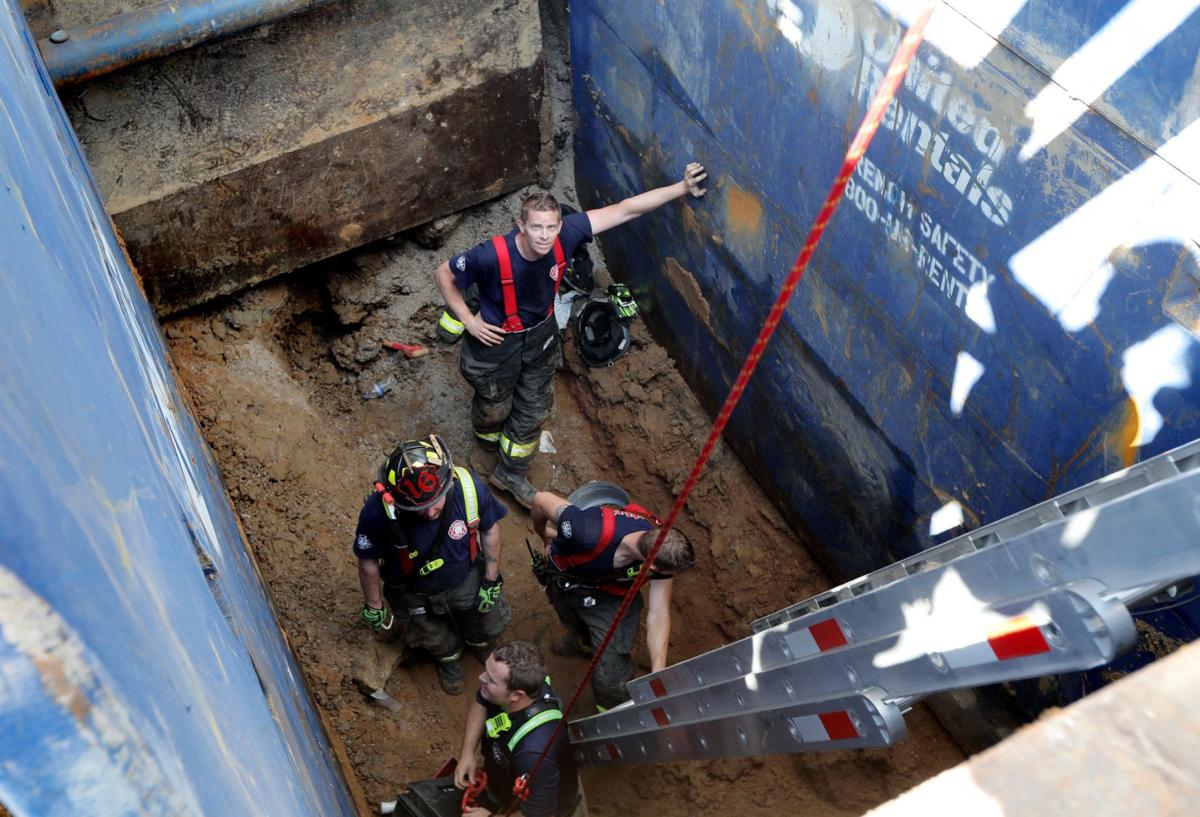 Construction Worker Trapped Beneath Dirt Concrete After Collapse In Lemay Law And Order Stltoday Com
