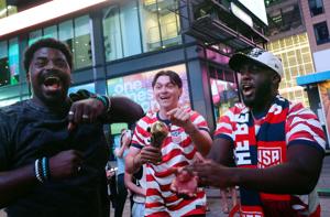 SOCCER-WORLDCUP-USA-PRY/FANS-NEWYORK
