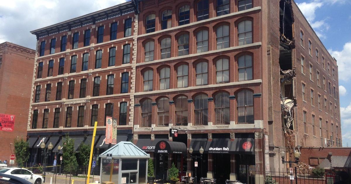 Partial building collapse on Laclede's Landing