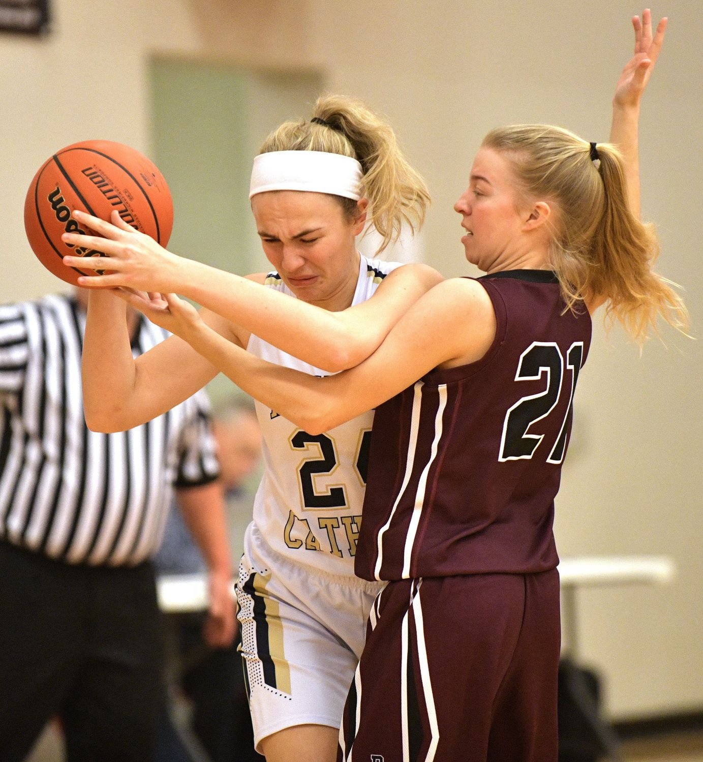 Class 2A Wesclin Regional Final: Althoff 40, Sesser-Valier 39