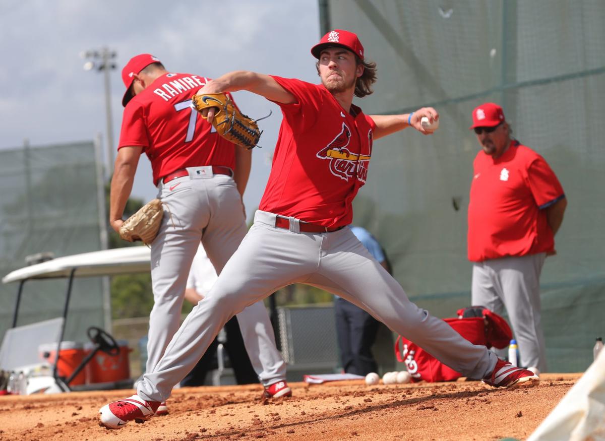 Woman, 36, throws batting practice to St. Louis Cardinals in Jupiter