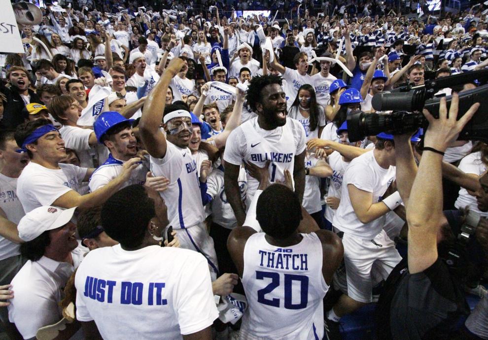 SLU BASKETBALL TURNS THE PAGE