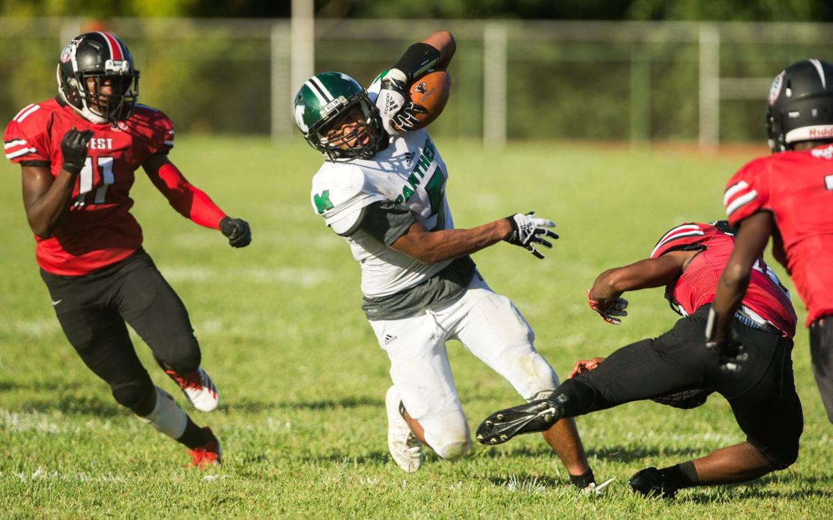 Davis' big play on defense helps Hazelwood West roll past Mehlville