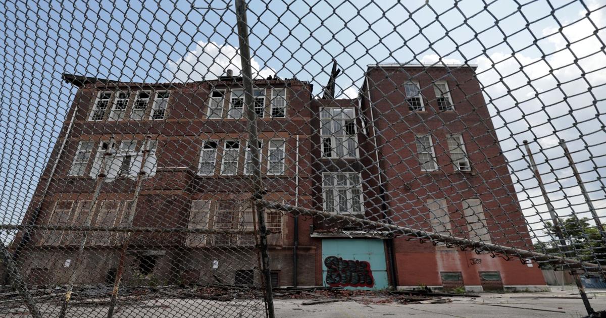 St. Louis Public Schools 'ghosted' developer on sale. Now it may pay $2M for demolition