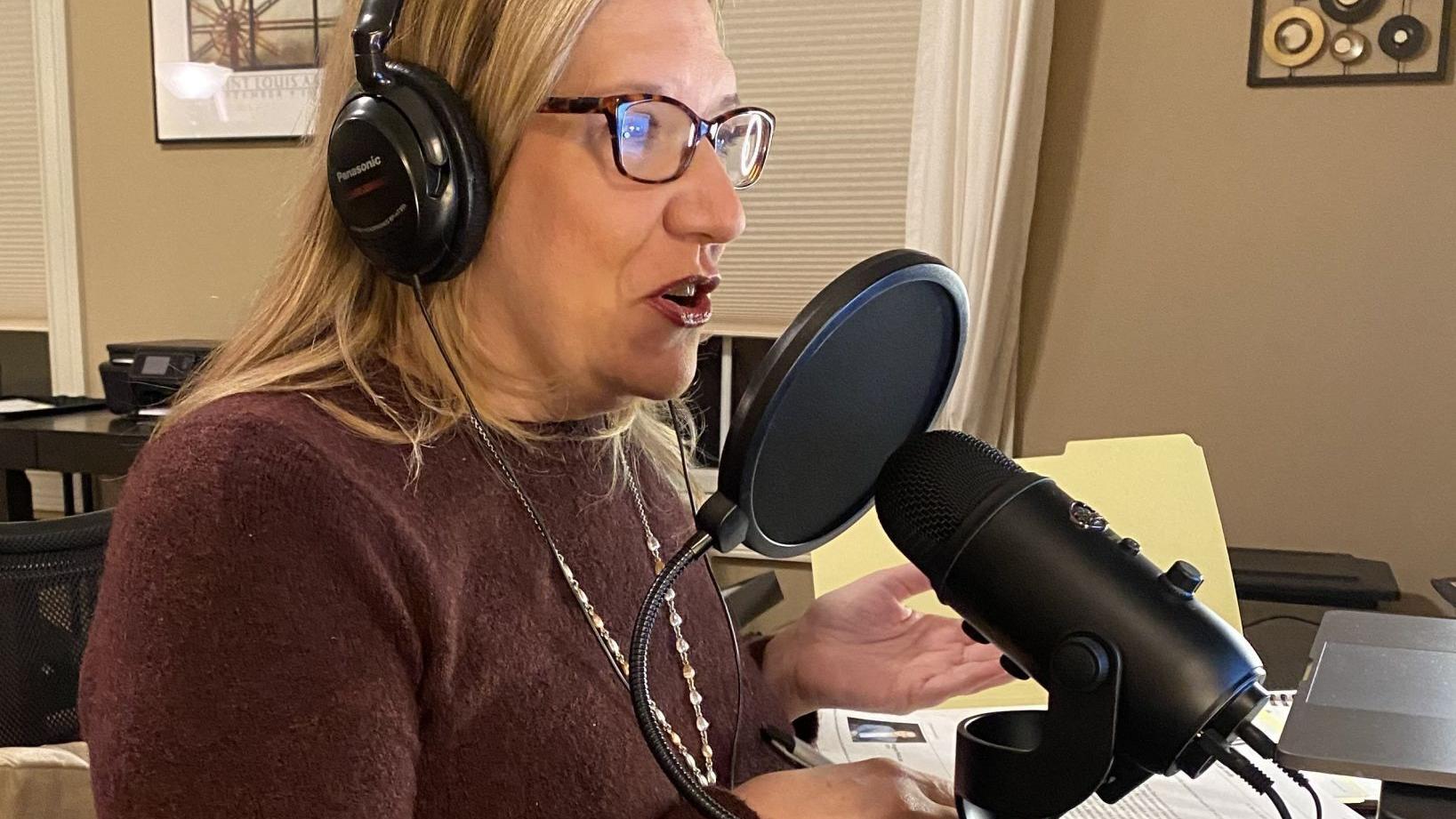 New St. Louis podcast keeps theater community connected during pandemic