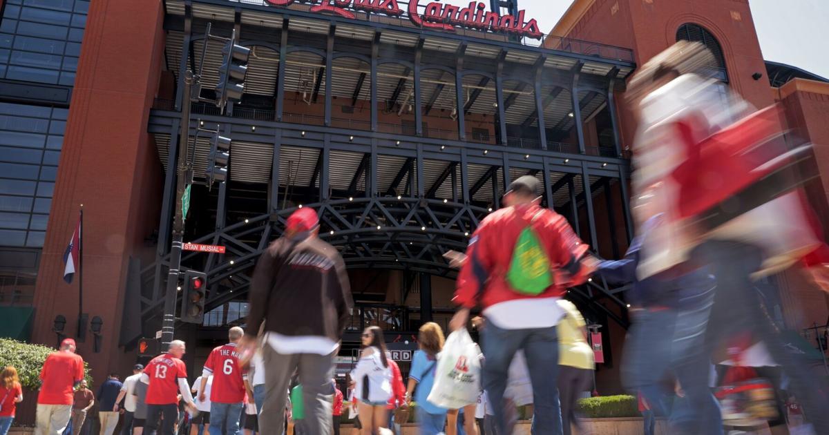 Image for article Cardinals could get big money from Missouri stadium deal for Chiefs, Royals