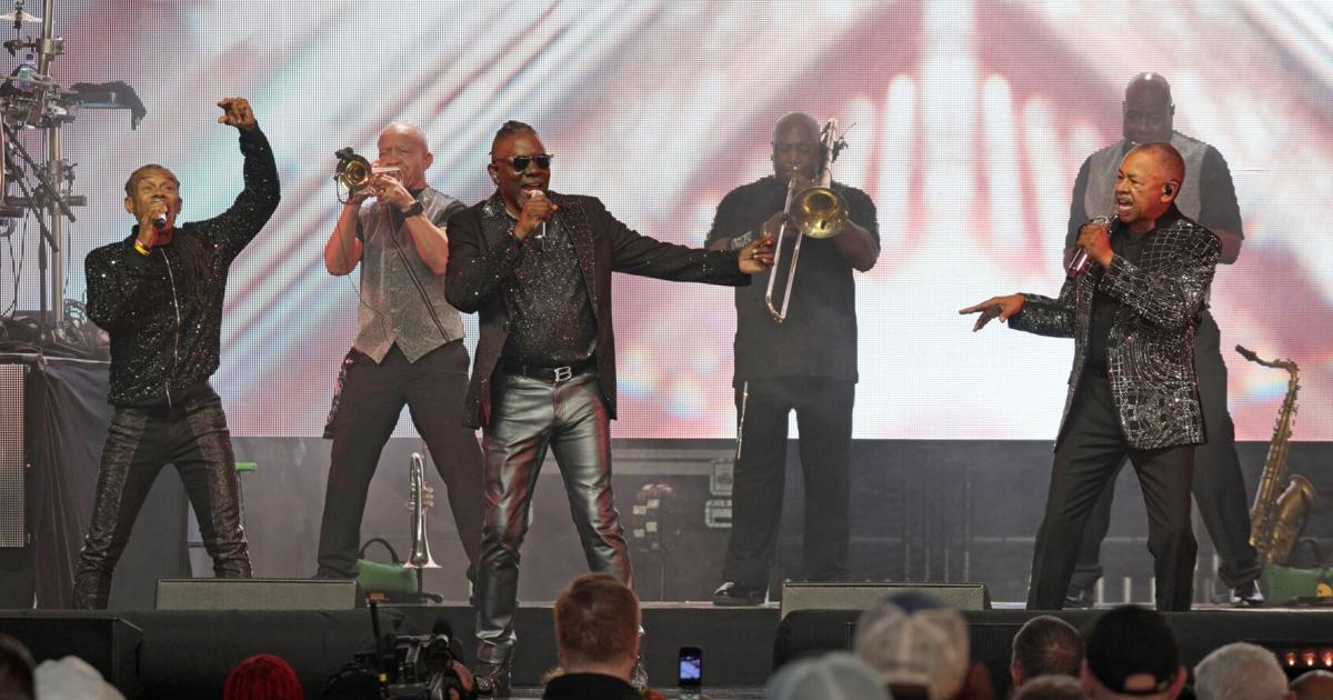 Has time finally caught up with Earth, Wind & Fire? St. Louis performance ...