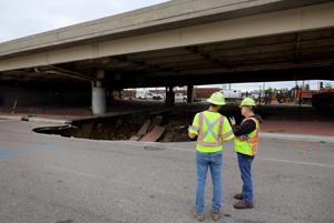Interstate through St. Louis remains shutdown because of sinkhole