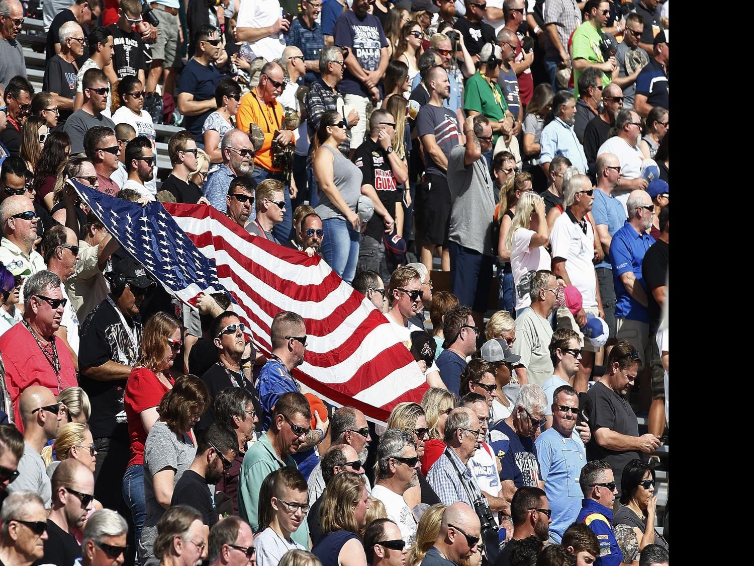 Trump Nascar Fans Stand For The National Anthem National Politics Stltoday Com