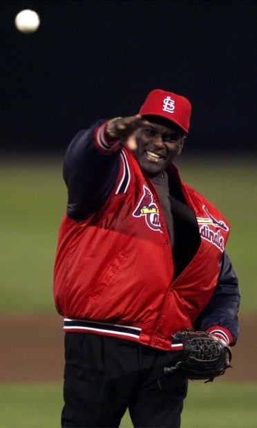 Cardinals Hall of Famer Bob Gibson dies at 84 after bout with cancer