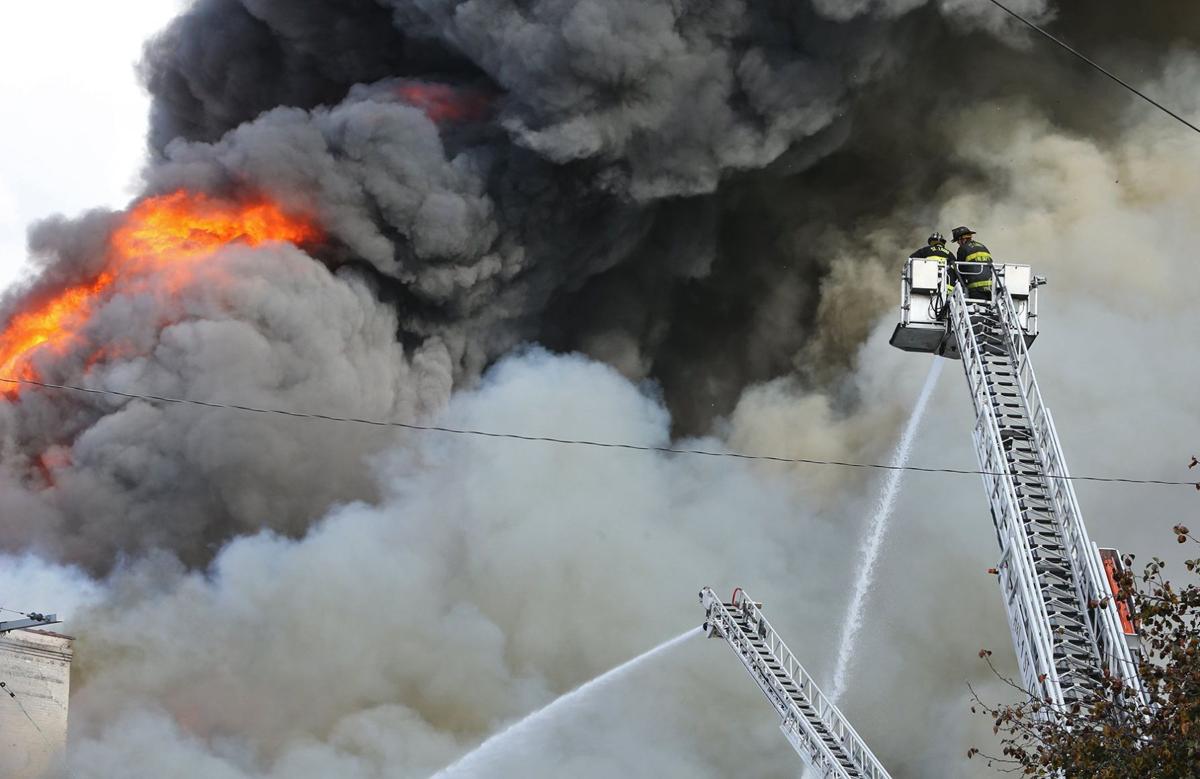 Five-alarm fire destroys St. Louis warehouse
