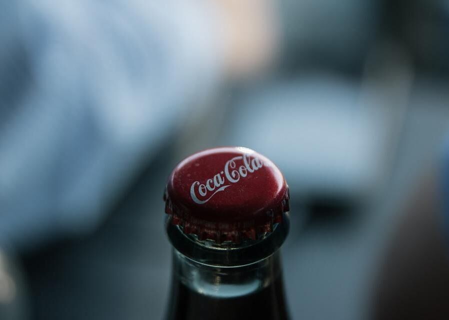 Psychedellic Coke Bottle Coca-Cola Soda Black T-Shirt NOS New Sz Large 2019 