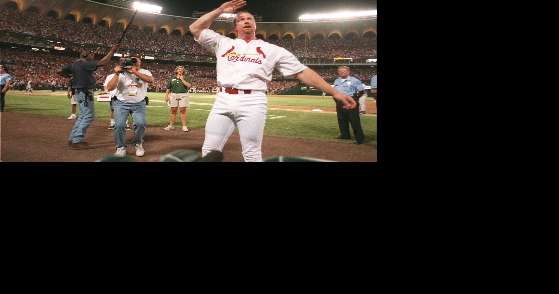 Baseball In Pics on X: Sammy Sosa hugs Mark McGwire after his record  breaking home run, 1998  / X