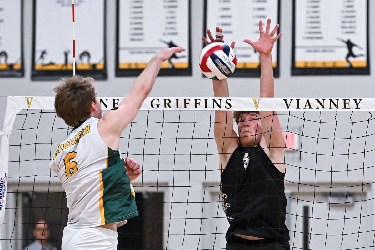 04/01/24 - Boys Volleyball Lindbergh at Vianney