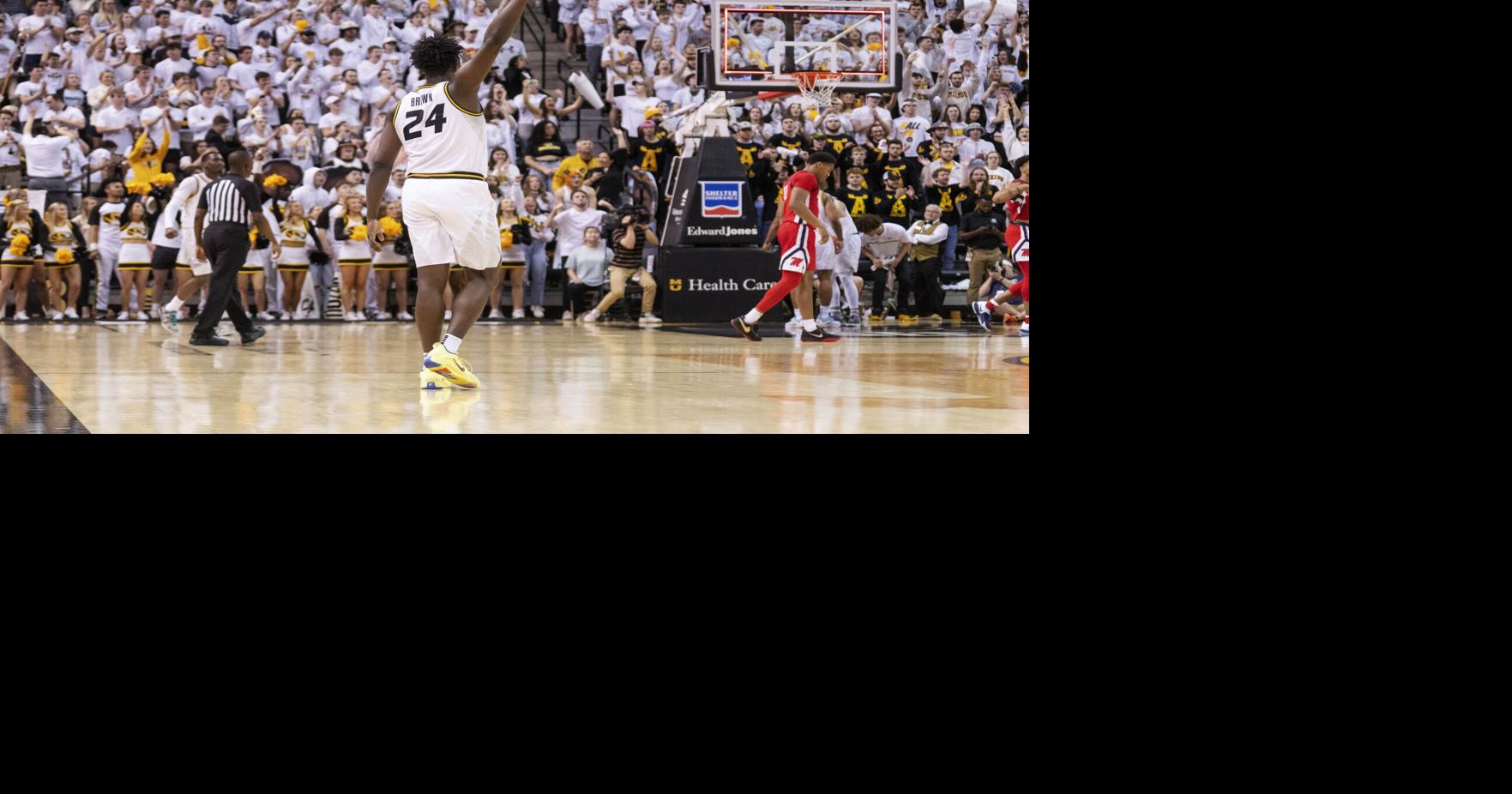 Mizzou basketball soaks up one last home victory, pulls away from Ole Miss late