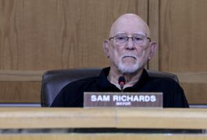 Festus city council members, mayor vote against recall petition seeking their ouster
