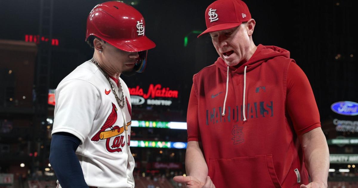 Cardinals plan change at hitting coach, move on from Brant Brown, per sources