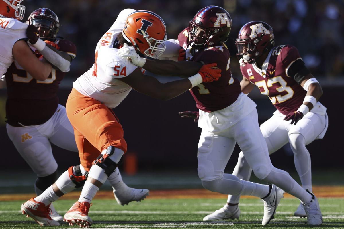 Illini Julian Pearl's position switch vaulted him up NFL Draft boards