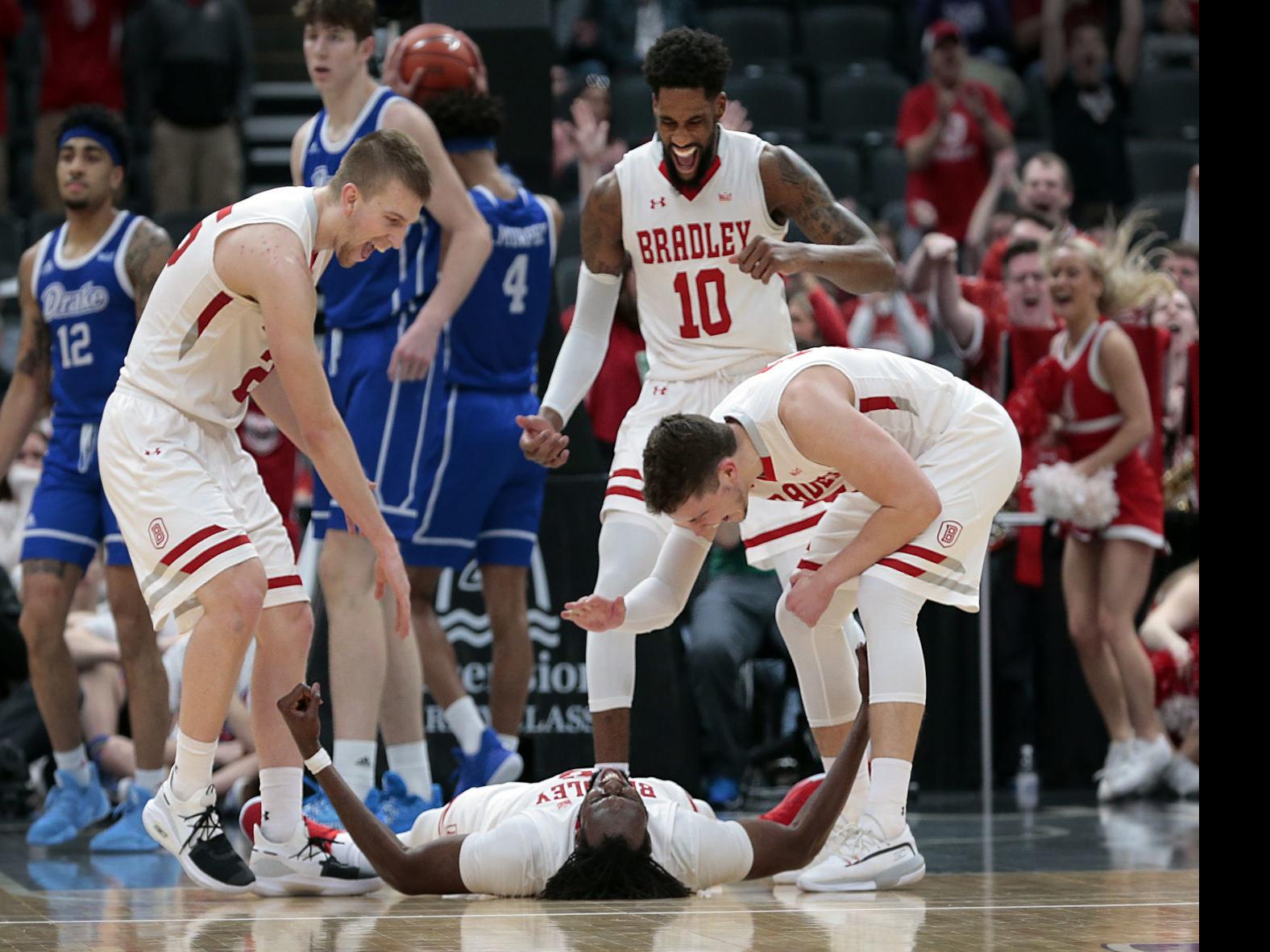 Arch Madness Photos Bradley Beats Drake 76 66 To Advance To Mvc
