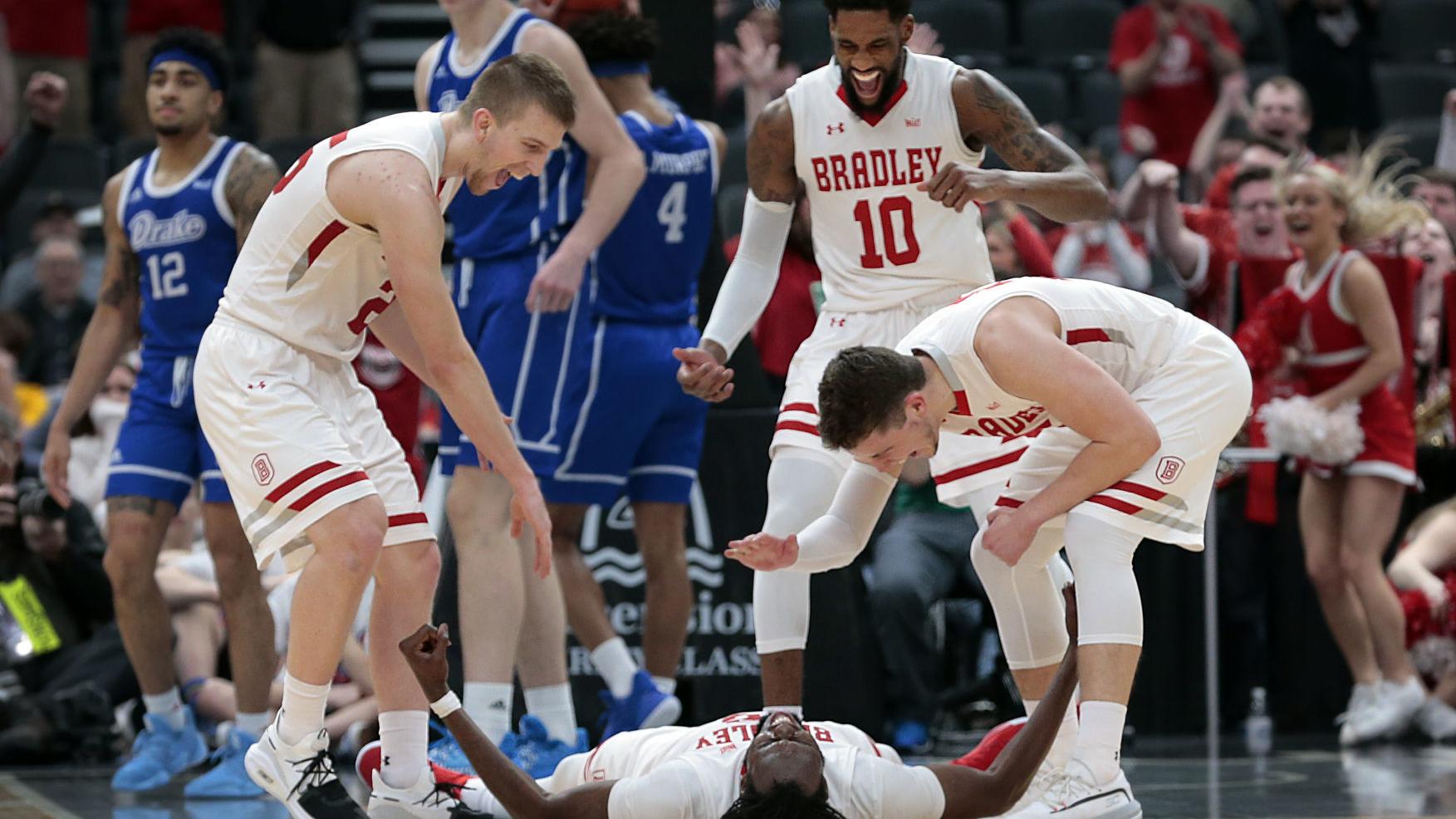 Arch Madness Photos Bradley Beats Drake 76 66 To Advance To Mvc