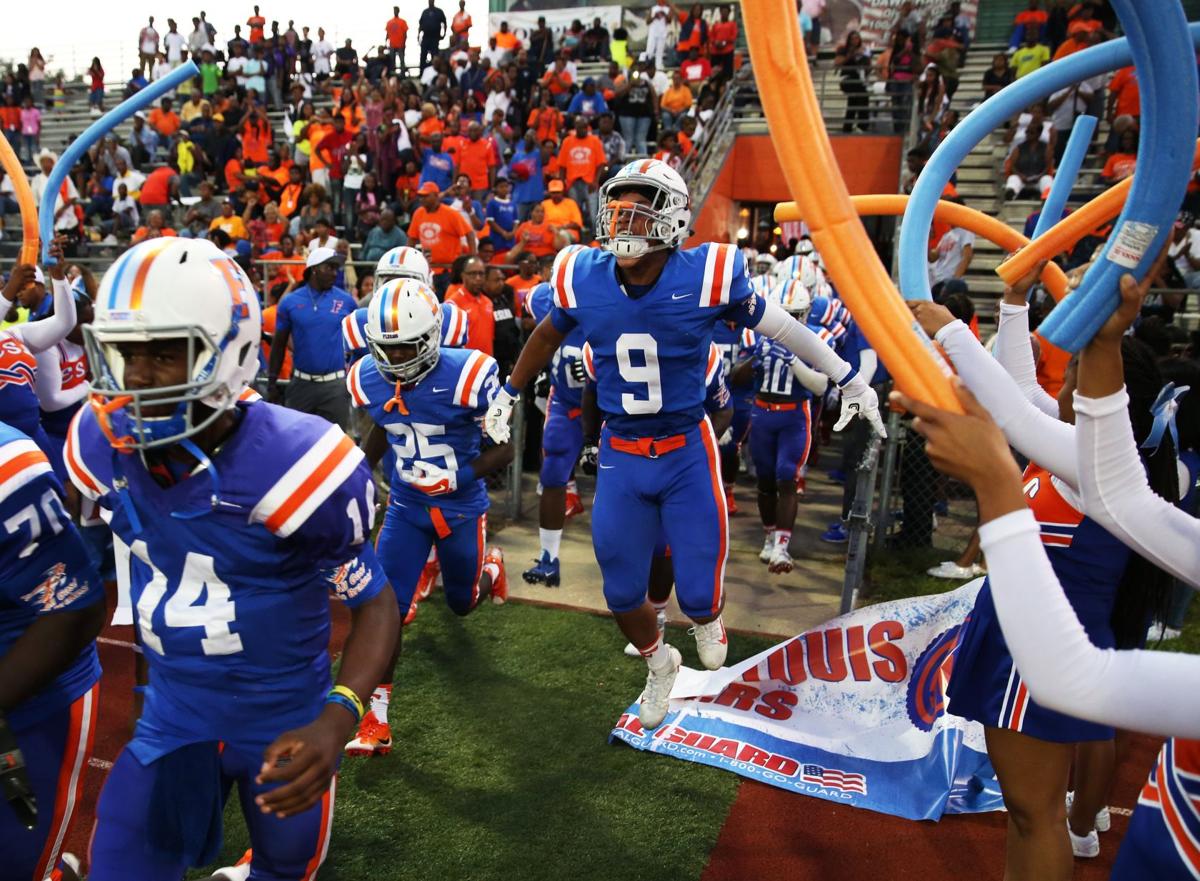 East St. Louis vs. Belleville West | High School Football | stltoday.com East St. Louis vs. Belleville West | High School Football | stltoday.com