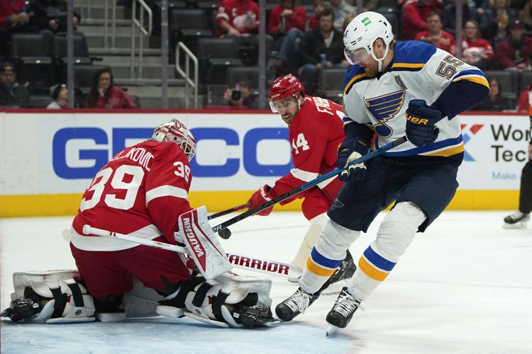 Blues stun Stars with two powerplay goals in final minute, win 2-1