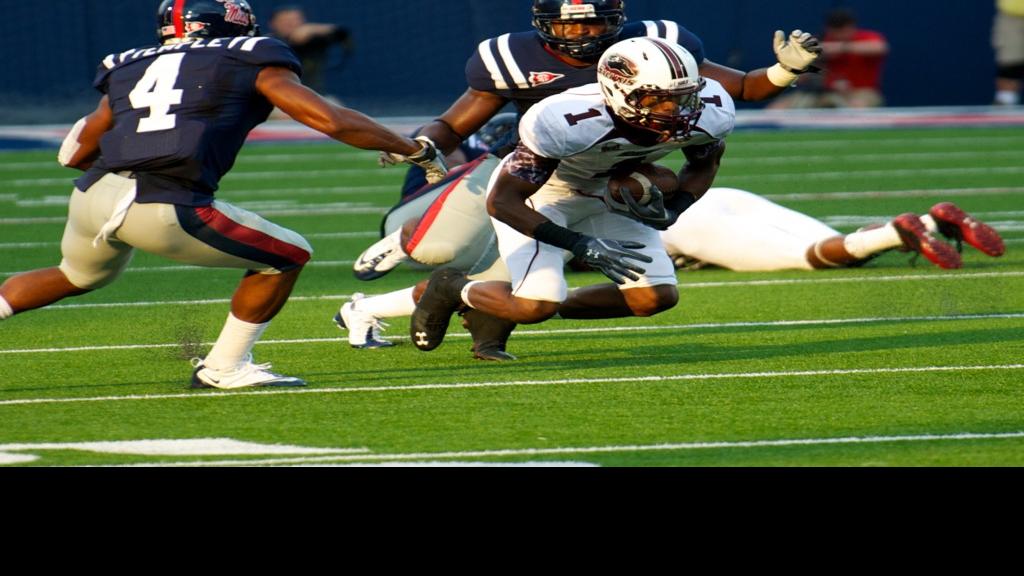 Ladue High S Fuller Shines For Siu Sports Stltoday Com